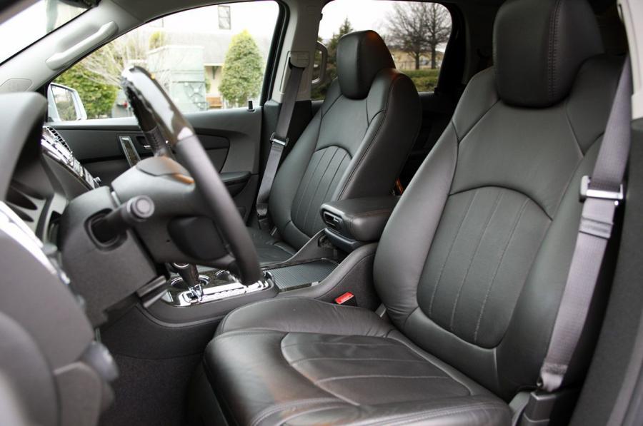  GMC Acadia Denali 2011 года  (фото 32 из 53)